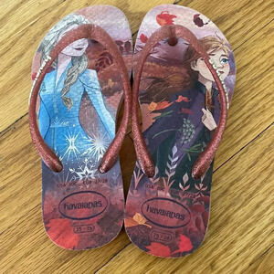 HAVAIANAS sz kids 10 or EU 25/26 pink Anna and Elsa frozen flip flops